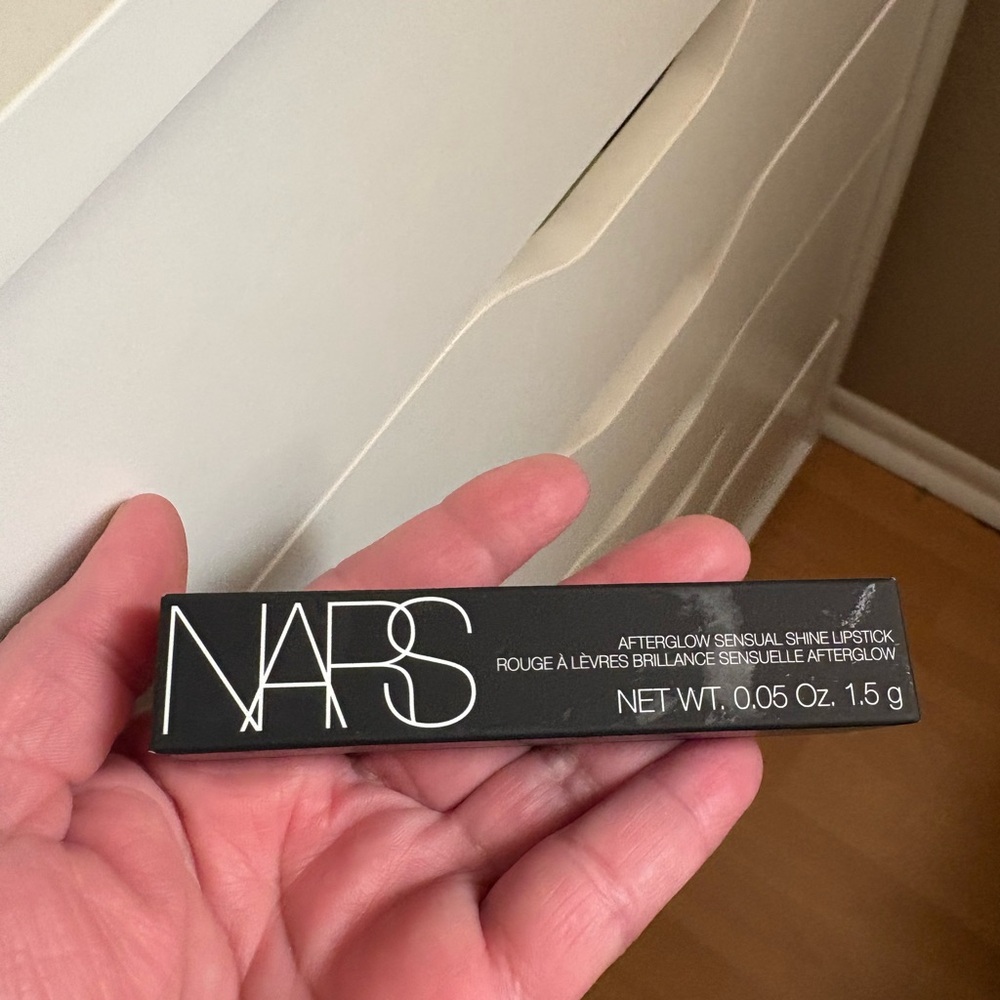 NARS Afterglow Sensual Shine Lipstick TRUTH OR DARE 217,Brand New Never Used.